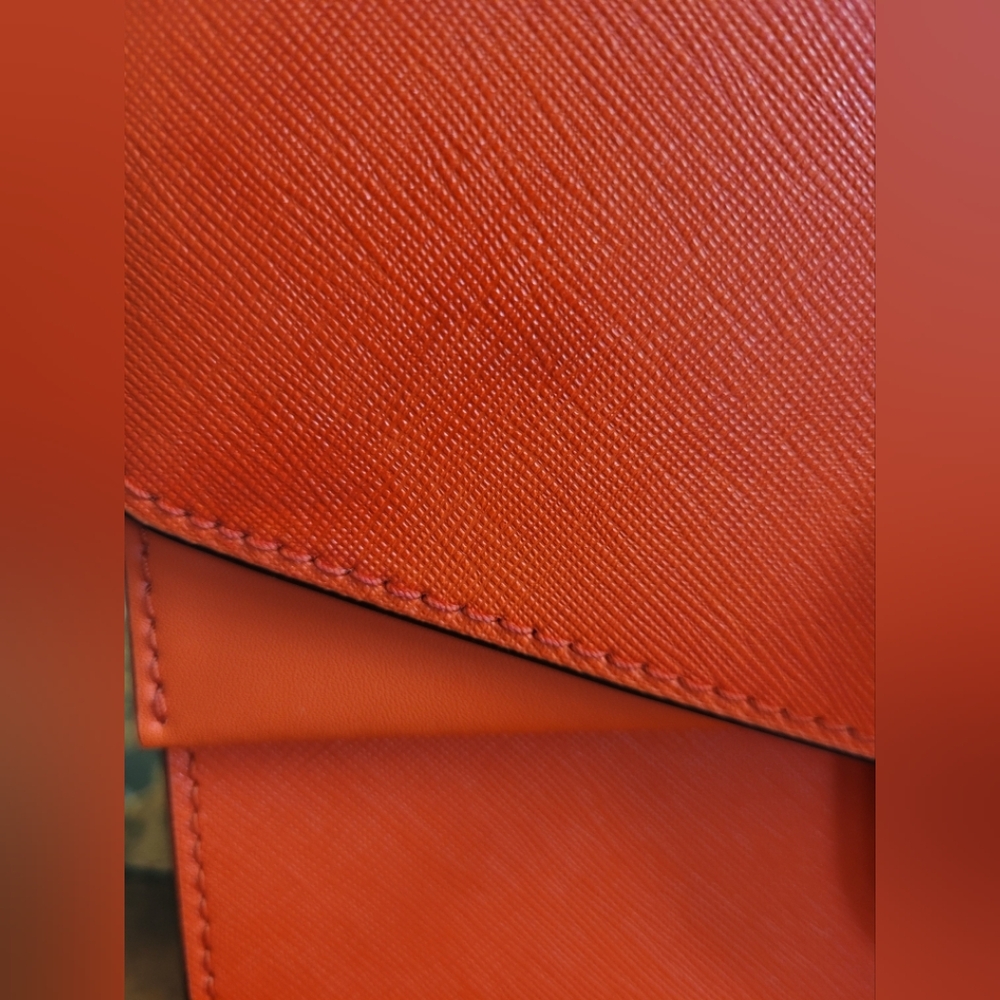 Michael Kors Orange Chain Strap Bag - Picture 7 of 8